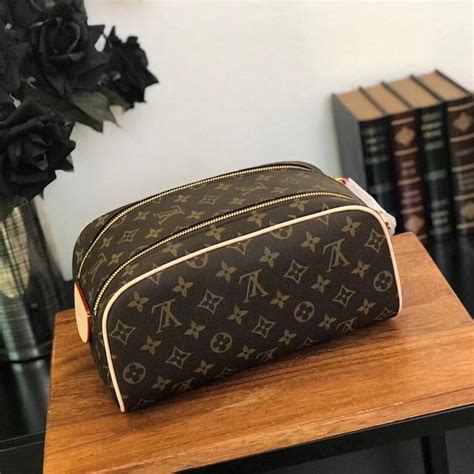 trousse de toilette imitation louis vuitton